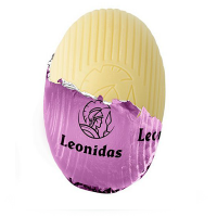 Vajíčko s malinovou náplní - Belgické pralinky Leonidas